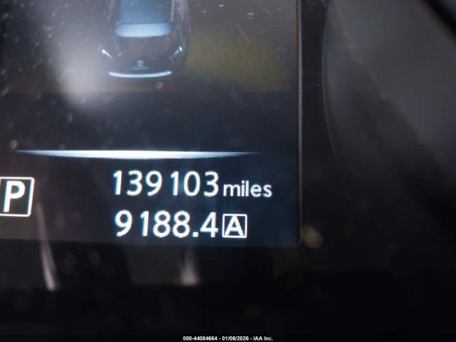 Nissan Rogue S Image 8