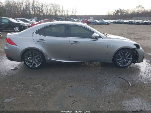 Lexus Is Image 9
