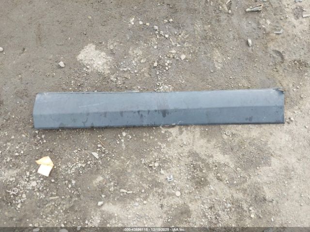 Toyota RAV4 Le Image 4