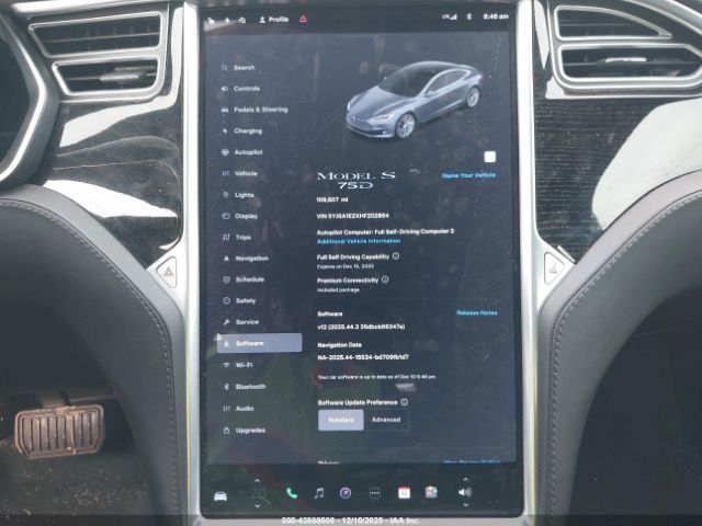 Tesla Model S Image 9