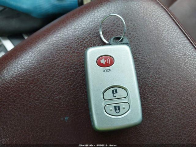 Toyota 4Runner Limited Image 12