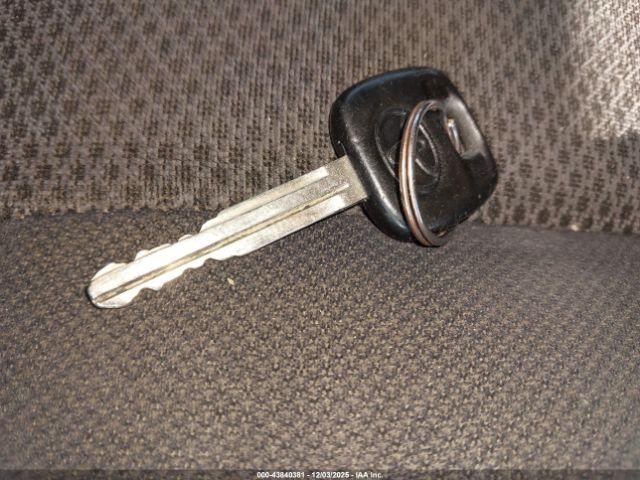 Toyota Camry Se Image 12