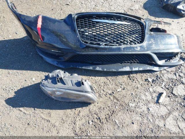 Chrysler 300 300s Image 3