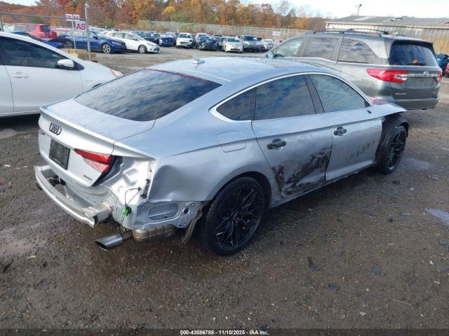 Audi A5 45 Premium Image 11