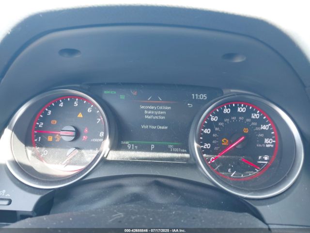 Toyota Camry Xse Image 12