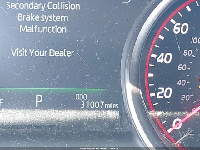 Toyota Camry Xse Image 2