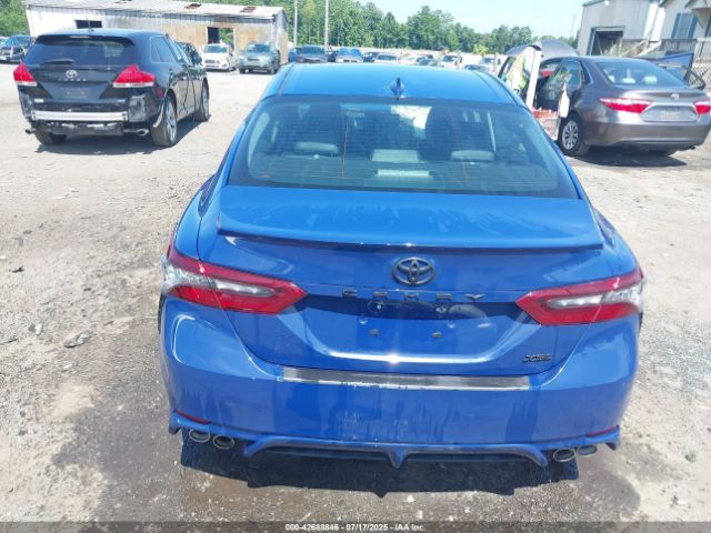 Toyota Camry Xse Image 5