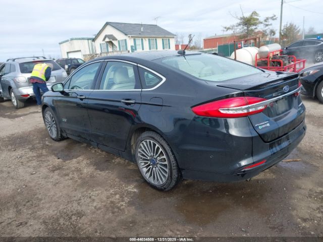 Ford Fusion Platinum Image 16