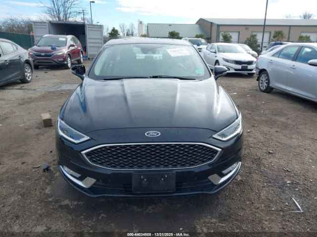 Ford Fusion Platinum Image 12