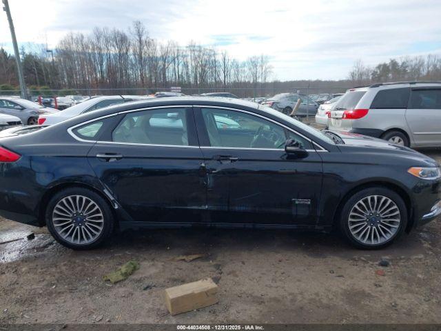 Ford Fusion Platinum Image 13