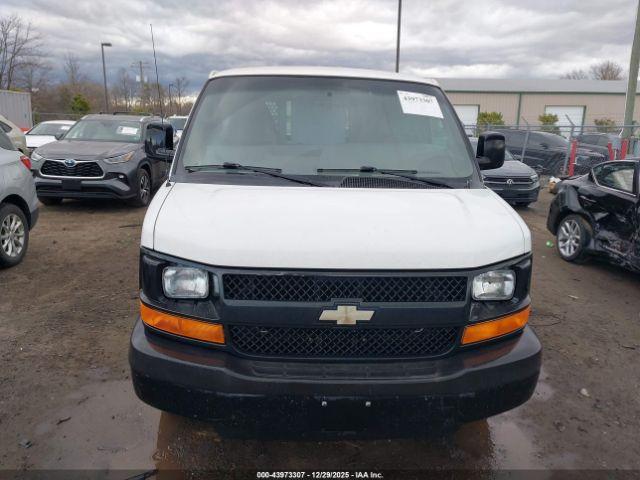 Chevrolet Express Work Van Image 15