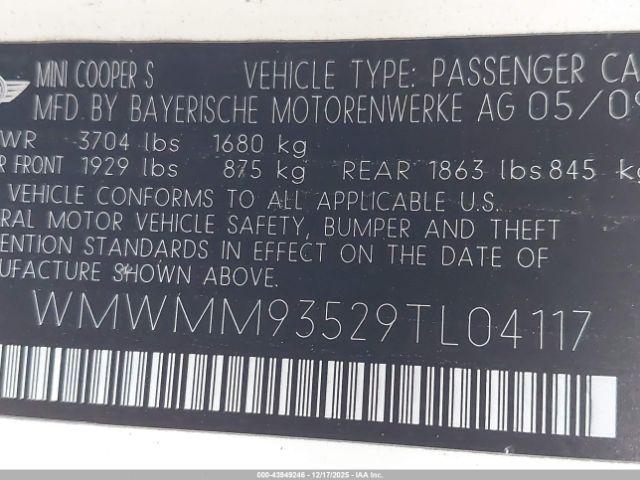 MINI John Cooper Works Clubman Image 13