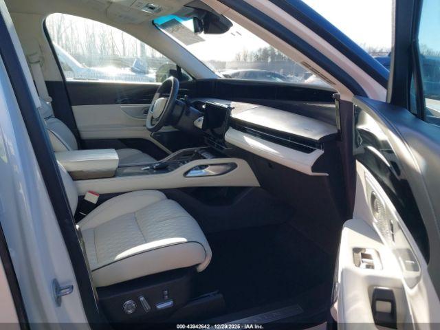 Lincoln Nautilus Black Label Image 18