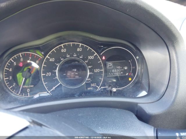 Nissan Versa Sv Image 3