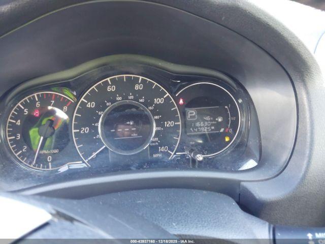 Nissan Versa Sv Image 3