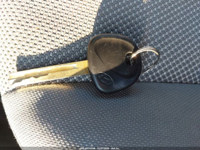 Hyundai ACCENT Gls Image 7