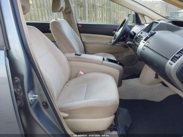 Toyota Prius Image 9