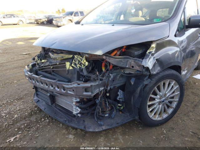 Ford C-MAX Hybrid Se Image 16