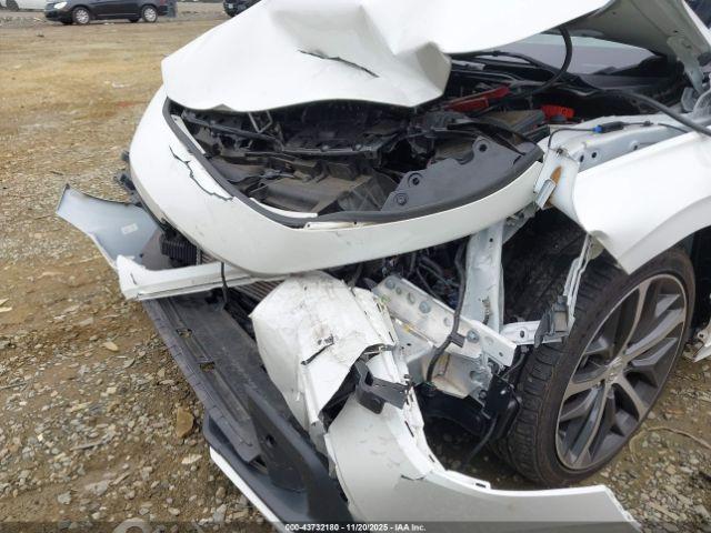 Honda Civic Touring Image 5