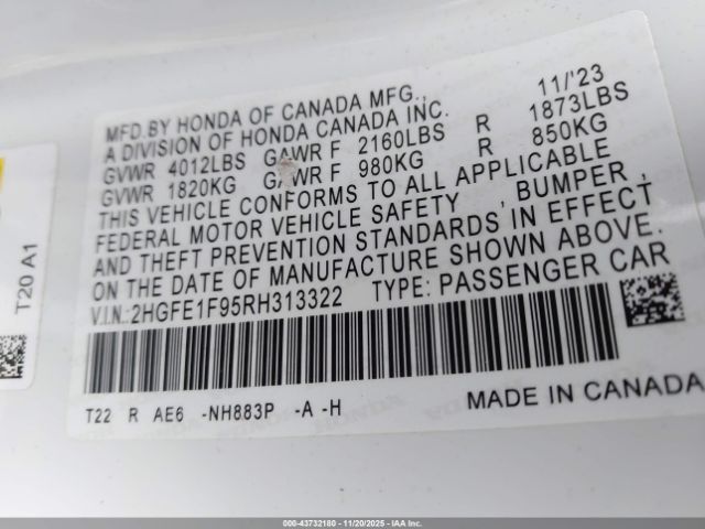 Honda Civic Touring Image 10