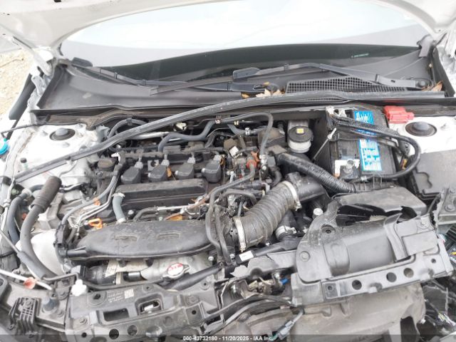 Honda Civic Touring Image 8