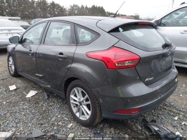 Ford Focus Se Image 10