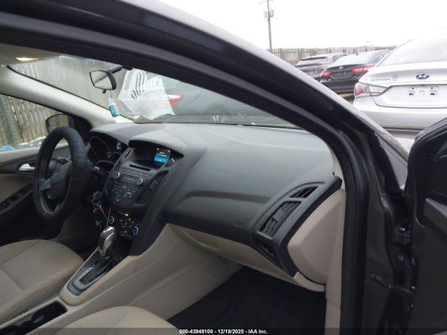 Ford Focus Se Image 3