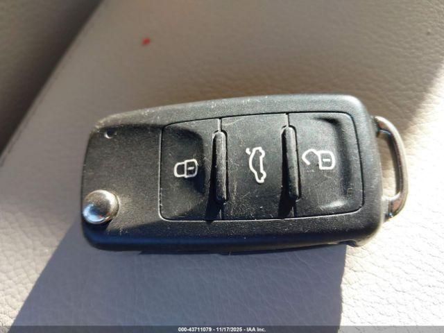 Volkswagen Tiguan 2.0t S Image 11