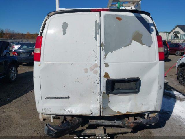 Chevrolet Express Work Van Image 6