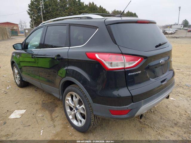 Ford Escape Titanium Image 7