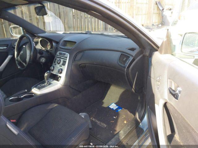 Hyundai Genesis 2.0t Image 9